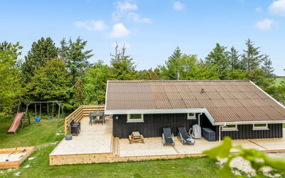 Josef - 1.2Km from the Sea