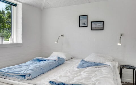 Eerika - 500M to the Fjord: Soveværelse, Sengetøj, Sengetøj, Seng, Sengetøj, Loft, Værelse, Bed Frame, Pude, Madras
