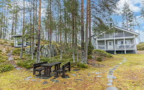 Villa Hyppykallio: Båd, Blå, Vandfartøjer, Både Og Sejlsport - Udstyr Og Materiel, Havn, Vandvej, Havn, Marina, Skibskonstruktion, Kanal