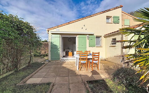 Les Mathes 642: Busk, Have, Sommerhus, Skygge, Landscaping, Gård, Backyard, Villa, Stuehus, Stueplante