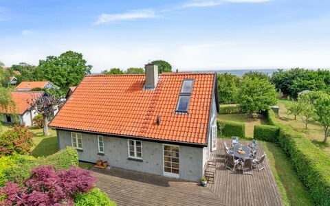Siegfried - 100M from the Sea: Græs, Græs-, Land Lot, Sommerhus, Landdistrikt, Eng, Garden Bygninger, Have, Skur
