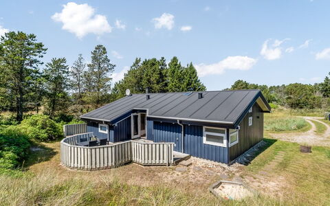 Erle - 990M from the Sea
