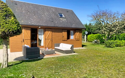 Le Chalet: Sommerhus, Tag, Have, Garden Bygninger, Backyard, Landscaping, Gård, Design, Stuehus, Sidespor