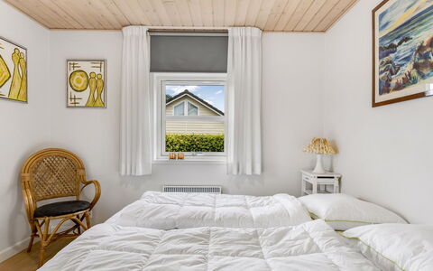 Elizabeth - 175M from the Sea: Soveværelse, Seng, Træ, Indretning, Møbel, Sengetøj, Etage, Sengetøj, Loft, Sengetøj