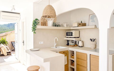 Terraza Azul - Penthouse with Sea View: Møbel, Indretning, Countertop, Loft, Gulvbelægning, Hjem, Køkken, Etage, Værelse, Lysarmatur