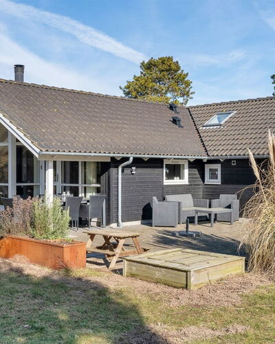 Gudrid - 550M from the Sea