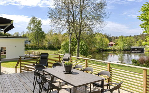 Villa Anja: Møbel, Bord, Udendørs Møbler, Stol, Udendørs Bord, Køkken & Spisebord, Dæk, Hårdttræ, Sø, Have