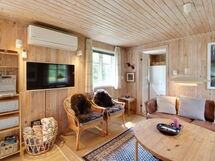 Malena - 300M from the Sea