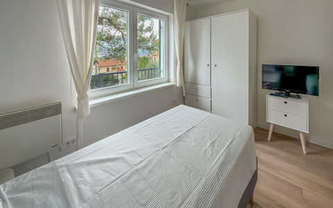 Verde: Indretning, Gulvbelægning, Træ, Etage, Loft, Soveværelse, Seng, Værelse, Lejlighed, Møbel