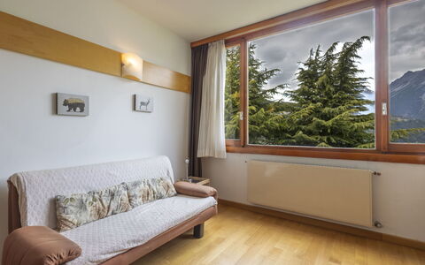 Nevada View: Indretning, Træ, Værelse, Møbel, Loft, Etage, Gulvbelægning, Lejlighed, Bejdse, Hårdttræ