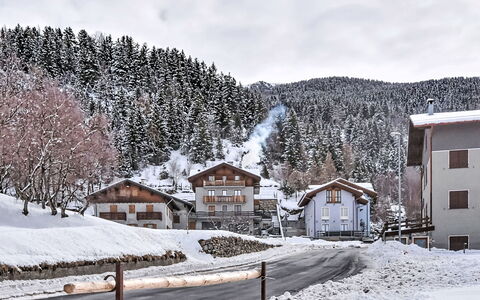 San Pietro Mountain Flat: Møbel, Skygge, Veranda, Stol, Udendørs Møbler, Udendørs Struktur, Eco Hotel, Altan, Pergola, Dæk