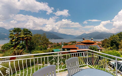 Terrazza Ninì: Bjergrige Landskabsformer, Bjerg, Bjergkæde, Bakke, Highland, Hill Station, Dal, Kam, Alps, Veranda
