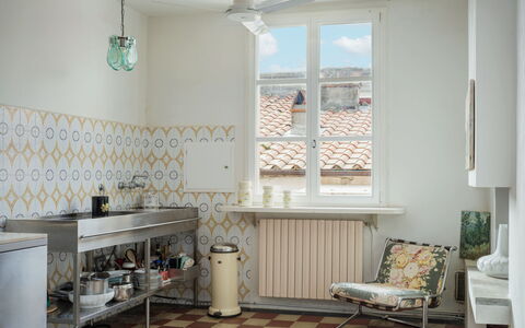Sabine'S Apartment: Busk, Have, Sommerhus, Skygge, Landscaping, Gård, Backyard, Villa, Stuehus, Stueplante