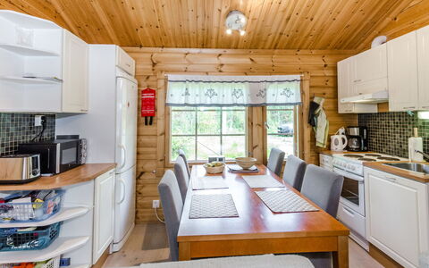 Kuikkaranta: Træ, Indretning, Hjem, Sommerhus, Etage, Loft, Køkken, Bejdse, Countertop, Bjælkehytte