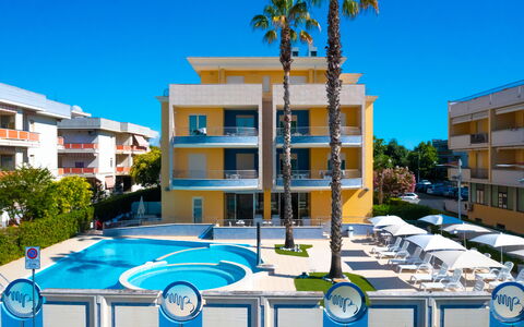 Residence Villarosa Pool and Beach: Lejlighed, Svømmepøl, Ejerlejlighed, Udvej, Hotel, Skygge, Altan, Boutique Hotel, Eco Hotel