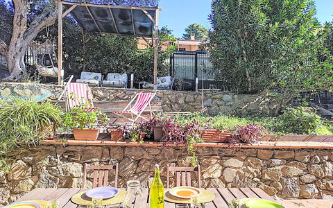Oleandro: Boligområde, Svømmepøl, Udvej, Skygge, Udendørs Møbler, Hacienda, Eco Hotel, Villa, Hotel