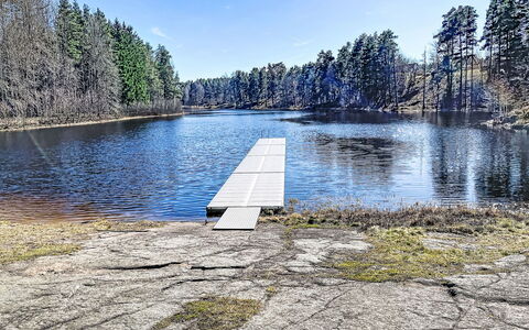 Skolhuset: Træ, Bank, Afspejling, Sø, Skov, Lærk, Reservoir, Vinter