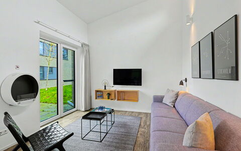 Nord Nest: Indretning, Gulvbelægning, Loft, Etage, Stue, Couch, Møbel, Værelse, Belysning, Hjem