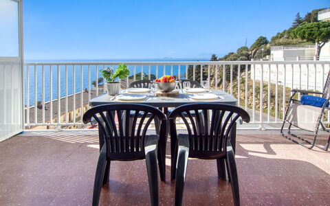 Blaumar: Altan, Lejlighed, Hegn, Veranda, Udvej, Baluster, Eco Hotel, Stueplante, Hotel