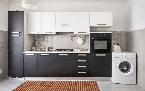 Etrusco Apartment: Køkken Apparat, Større Bandage, Køkken, Cabinetry, Husholdningsapparat, Komfur, Skab, Countertop, Skuffe, Komfur