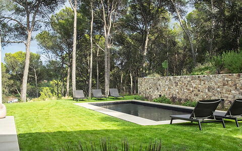 Villa Bamby: Have, Skygge, Svømmepøl, Landscaping, Udendørs Møbler, Lawn, Backyard, Gård, Design, Parkere