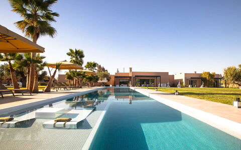 Villa Jamalu: Svømmepøl, Udvej, Eco Hotel, Estate, Skygge, Villa, Hacienda, Hotel, Landscaping