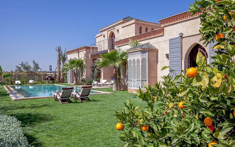 Villa Orange Trees: Svømmepøl, Udvej, Estate, Hacienda, Mansion, Gårdsplads, Thermae, Villa, Eco Hotel, Have