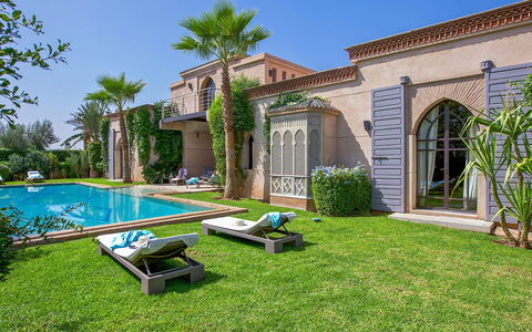 Villa Orange Trees: Svømmepøl, Udvej, Estate, Thermae, Mansion, Hacienda, Water Feature, Have, Gårdsplads, Villa
