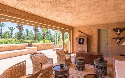 Villa Hasna: Udvej, Hacienda, Estate, Villa, Skygge, Stol, Hotel, Eco Hotel, Stue