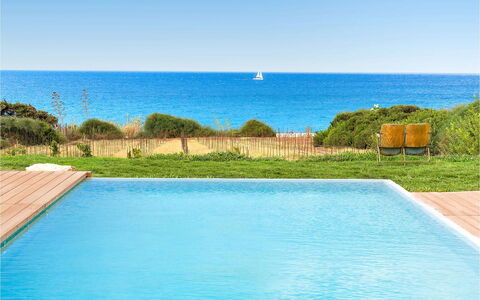 Villa Smeralda: Blå, Vand, Hav, Svømmepøl, Coastal Og Oceaniske Landskabsformer, Fritid, Ocean, Udvej, Skygge, Kyst