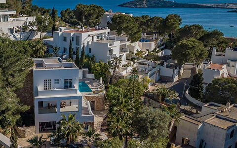 Villa Joel: Træ, Boligområde, Hus, Hjem, Lejlighed, Estate, Forstad, Luftfotografering, Ejerlejlighed, Fugleperspektiv