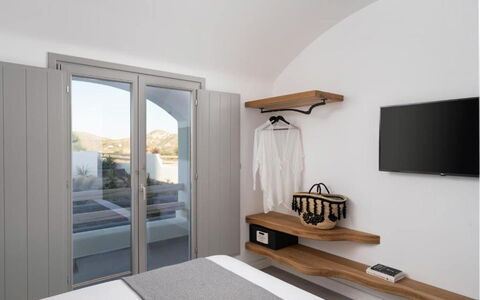 Villa Akrotiri: Indretning, Soveværelse, Seng, Design, Bejdse, Hårdttræ, Sengetøj, Sengetøj, Bed Frame, Pude