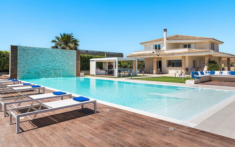 Villa Agorà: Svømmepøl, Blå, Udvej, Eco Hotel, Fritid, Thermae, Kompositmateriale, Estate, Villa, Udendørs Møbler