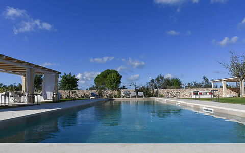 Masseria Loyola: Svømmepøl, Skygge, Landscaping, Estate, Udvej