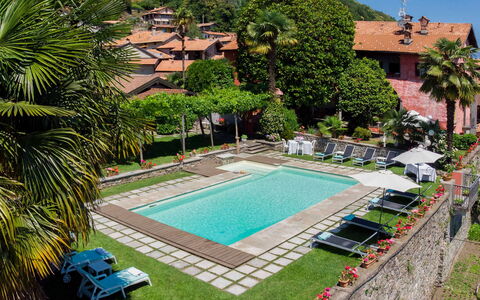 Mariuccia 3: Svømmepøl, Udvej, Udendørs Møbler, Fritid, Eco Hotel, Hacienda, Paraply, Hotel, Ferieby, Villa