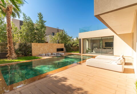 Villa Hamza: Svømmepøl, Udvej, Eco Hotel, Estate, Landscaping, Villa, Hotel, Backyard, Hacienda