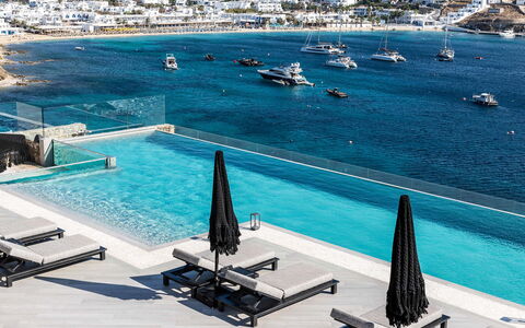 Villa Elettra: Svømmepøl, Udvej, Hav, Badeby, Kyst, Hotel, Ferieby, Villa, Eco Hotel, Udendørs Møbler