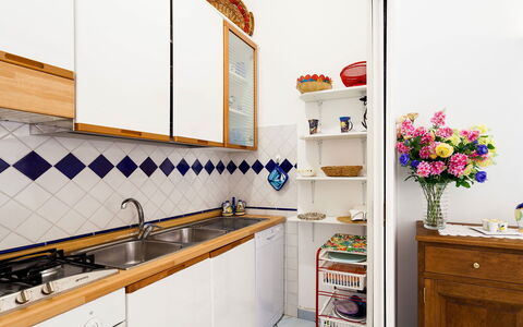 Casa Dorothea 1: Køkken, Gulvbelægning, Indretning, Countertop, Større Bandage, Køkken Apparat, Cabinetry, Etage, Værelse, Hjem