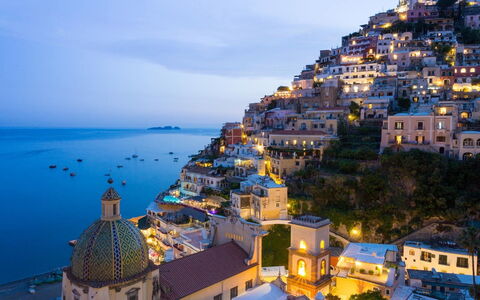 Casa Amalfitana: Blå, Horisont, Kyst, Hav, Coastal Og Oceaniske Landskabsformer, Sommer, Ocean, Turistattraktion, Strand