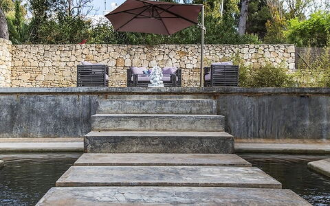 Casa Asia: Kompositmateriale, Water Feature, Beton, Svømmepøl, Have, Landscaping, Skygge, Naturmateriale, Design, Trappe