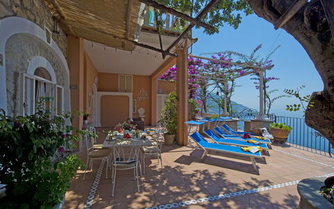Casa Gemma: Blomsterkrukke, Altan, Stol, Stueplante, Udvej, Hacienda, Villa, Udendørs Møbler, Eco Hotel, Hotel