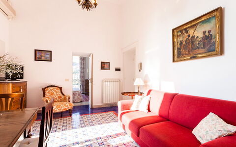 Casa Praiano: Indretning, Gulvbelægning, Væg, Møbel, Etage, Træ, Couch, Stue, Værelse, Loft