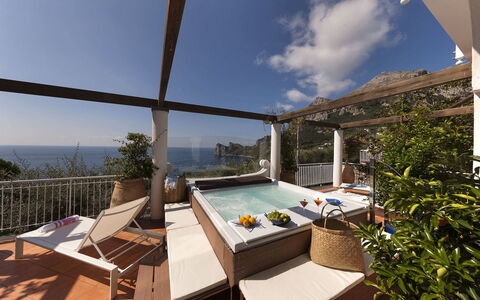 Villa Avion: Møbel, Indretning, Udvej, Lejlighed, Stol, Stueplante, Altan, Eco Hotel, Hotel