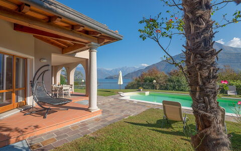 Villa Cremia: Udvej, Eco Hotel, Veranda, Estate, Villa, Hacienda, Stuehus, Svømmepøl