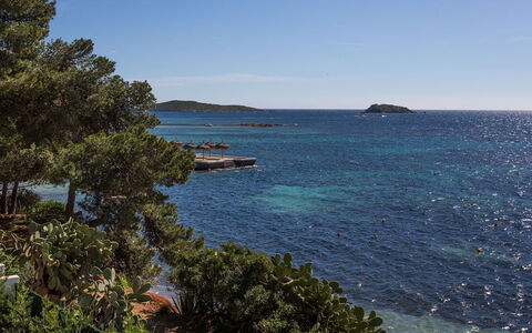 Villa Crozet: Blå, Vand, Vandressourcer, Krop Af Vand, Kyst, Coastal Og Oceaniske Landskabsformer, Rots, Hav, Horisont, Ocean