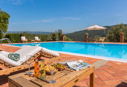 Villa del Colle: Svømmepøl, Udvej, Eco Hotel, Estate, Hacienda, Udendørs Møbler, Liggestol, Villa, Hotel, Ferieby