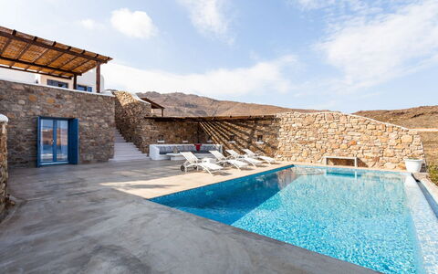 Villa Paradeisos: Blå, Svømmepøl, Udvej, Hotel, Villa, Eco Hotel, Water Feature, Ferieby