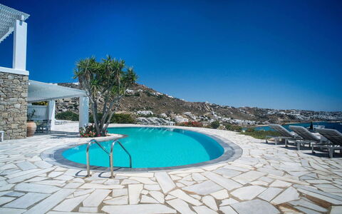 Villa Rose 1: Blå, Svømmepøl, Udvej, Udendørs Møbler, Eco Hotel, Hotel, Kyst, Ferieby, Tropics, Villa