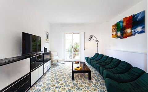 Casa Milena: Møbel, Indretning, Gulvbelægning, Etage, Væg, Couch, Stue, Værelse, Belysning, Hjem