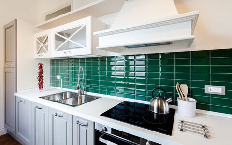 Interno Sorrentino: Køkken, Køkken Apparat, Countertop, Komfur, Større Bandage, Indretning, Gaskomfur, Komfur, Cooktop, Flise